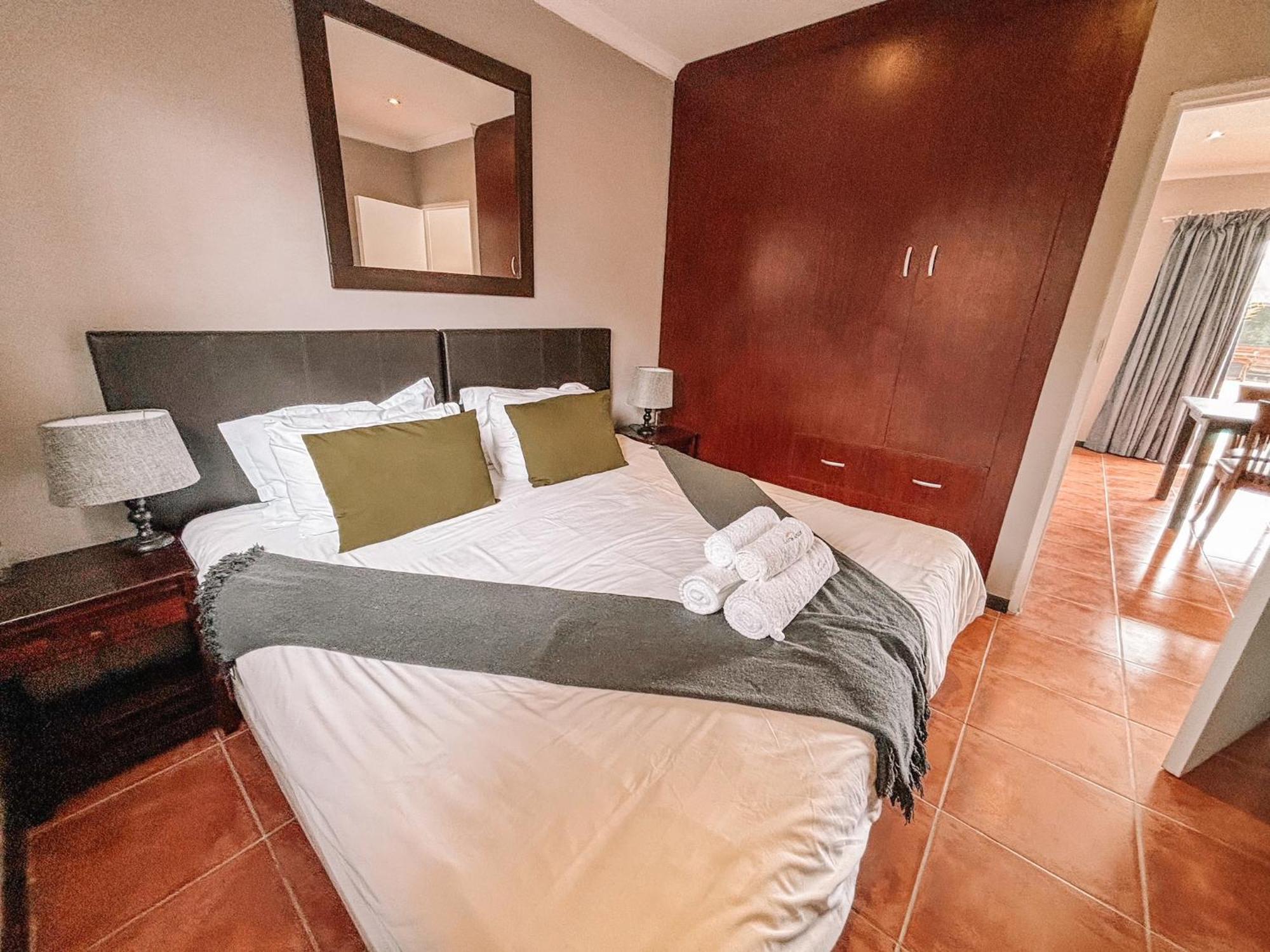קייפטאון Ilanga Du Cap Hotel מראה חיצוני תמונה